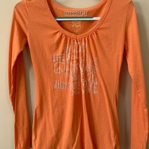 Life is Good L/S vneck
